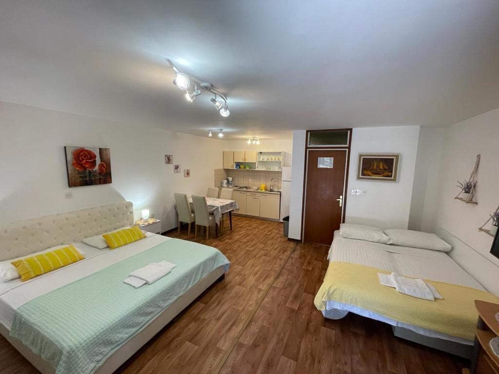 Apartmani Mavrinac نيغيزيني الغرفة الصورة